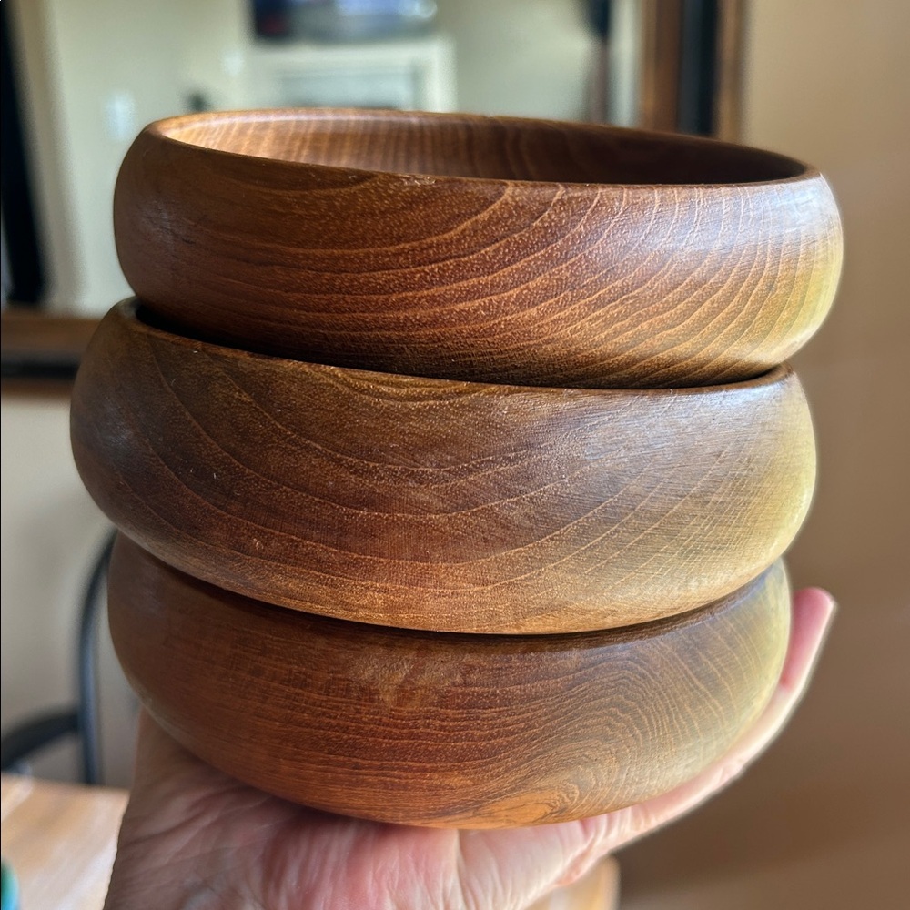 Vintage Teak Wood Bowls. Set of 3